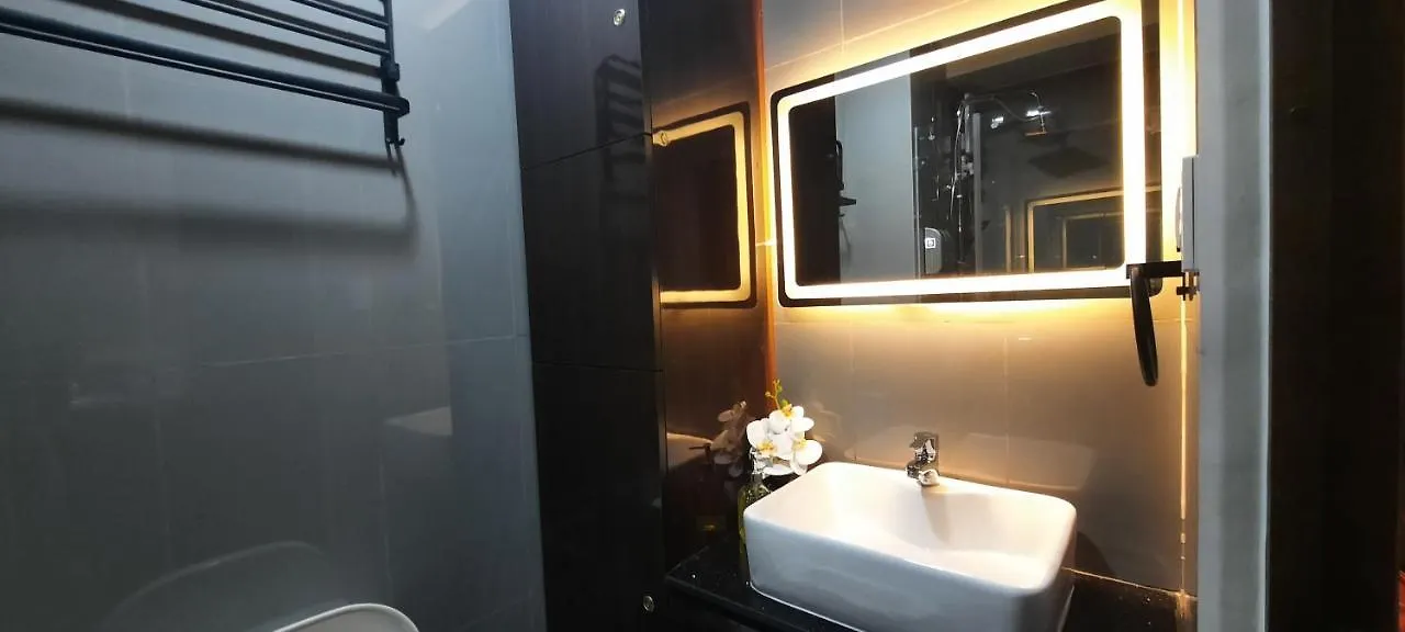 Air Luxury Makati Cbd With Balcony Apartment Manila Philippines