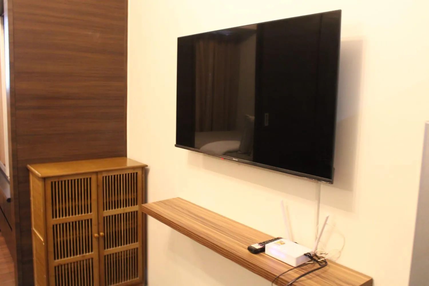 Air Luxury Makati Cbd With Balcony Apartment Manila Philippines